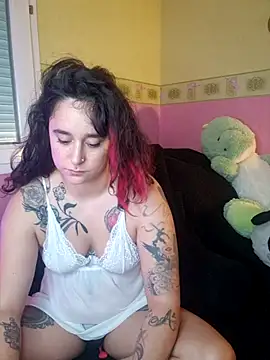 Snapshot of midnaxsg chatting on November 2025 10:26:01 AM midnaxsg online show from November 2025 10:26:01 AM