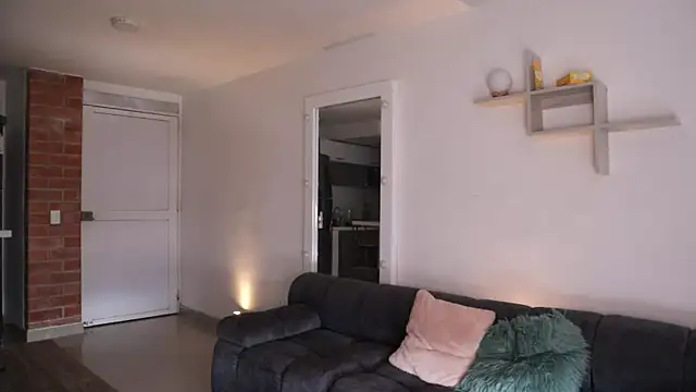 Snapshot of _Vahos_ chatting on October 2025 05:13:01 PM Vahos online show from October 2025 05:13:01 PM