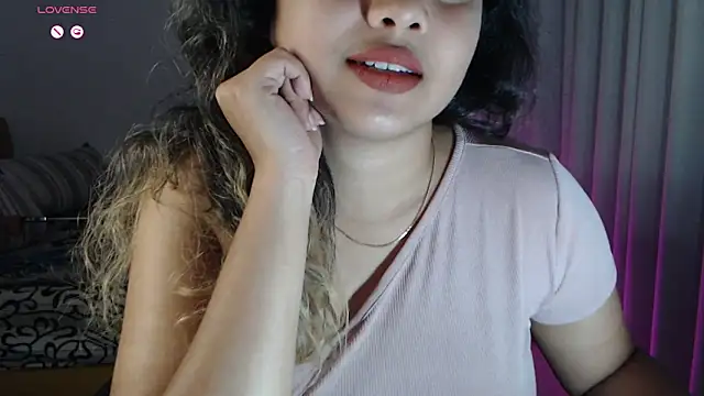 Snapshot of _neesha_414_ chatting on October 2025 05:00:01 PM neesha 414 online show from October 2025 05:00:01 PM