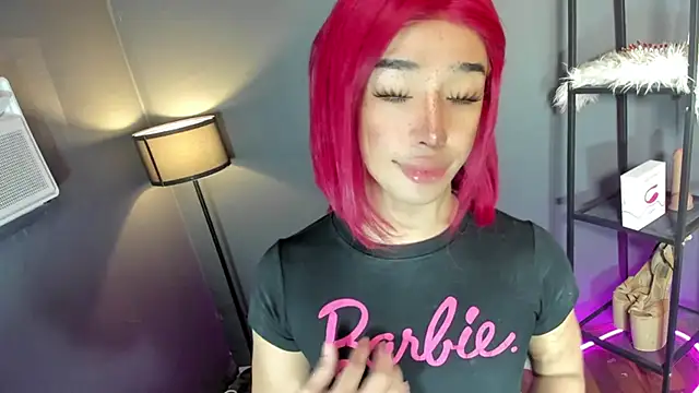 Snapshot of TranSEXUALDIVA chatting on October 2025 04:51:02 AM TranSEXUALDIVA online show from October 2025 04:51:02 AM