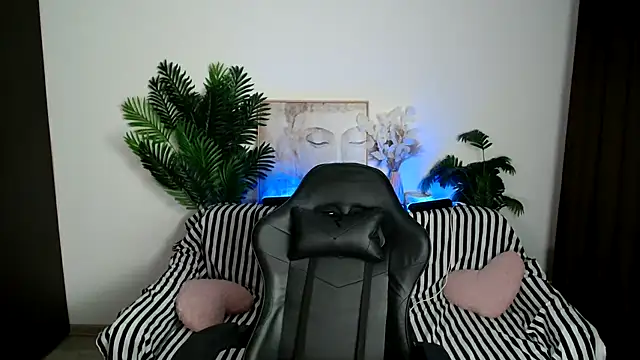 SEXY-GODDESabrina online show from March 2025 03:44:01 AM