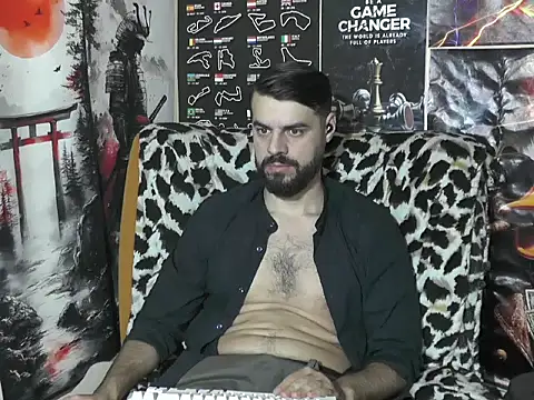 00george online show from November 2025 08:52:01 PM