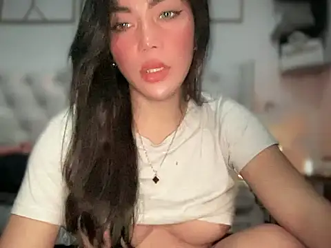 Snapshot of kristinestar chatting on November 2025 03:01:01 AM kristinestar online show from November 2025 03:01:01 AM