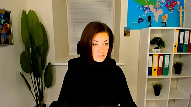 AnaMills online show from October 2025 03:20:02 PM