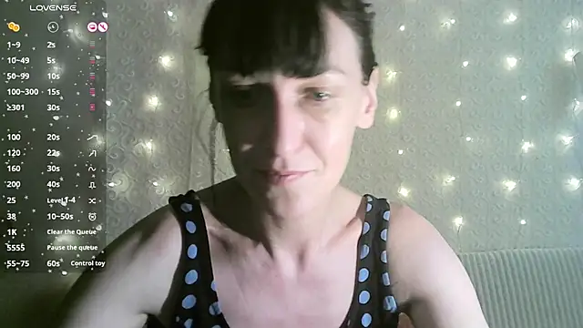 Snapshot of MarieODahliaS chatting on October 2025 11:27:02 AM MarieODahliaS online show from October 2025 11:27:02 AM