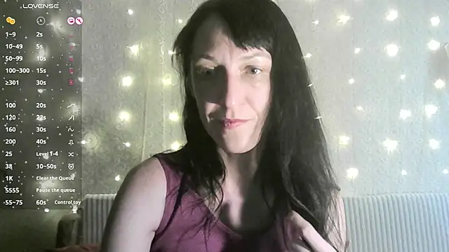 Snapshot of MarieODahliaS chatting on October 2025 09:43:02 AM MarieODahliaS online show from October 2025 09:43:02 AM