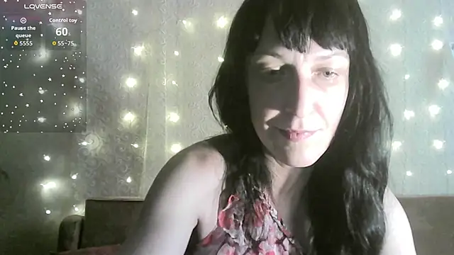 Snapshot of MarieODahliaS chatting on October 2025 09:52:02 AM MarieODahliaS online show from October 2025 09:52:02 AM