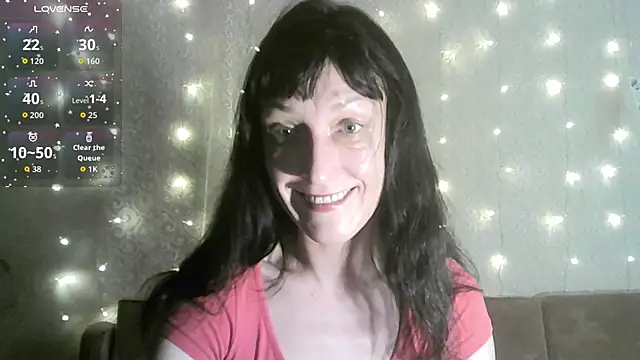 Snapshot of MarieODahliaS chatting on October 2025 10:11:02 AM MarieODahliaS online show from October 2025 10:11:02 AM