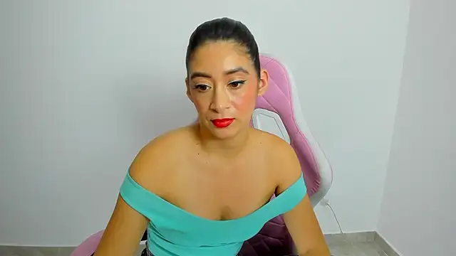 MeganWhite3 online show from December 2024 02:53:01 AM