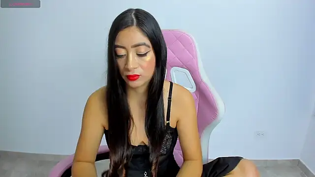 MeganWhite3 online show from December 2024 05:15:02 AM