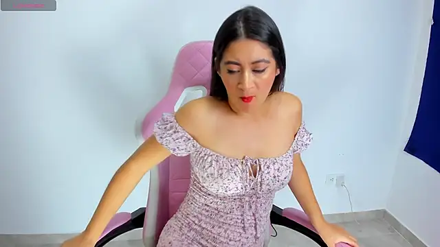 MeganWhite3 online show from December 2024 09:57:01 AM