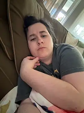 Snapshot of Luce127 chatting on September 2025 01:22:01 PM Luce127 online show from September 2025 01:22:01 PM