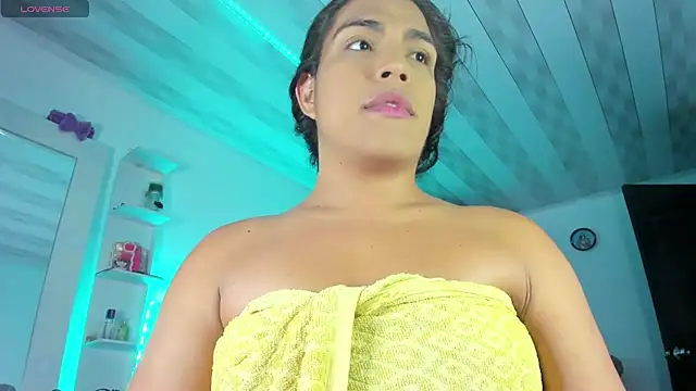 briitany hot online show from December 2024 11:50:02 PM