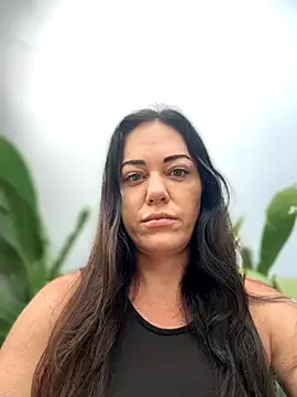 LilliThelo online show from November 2025 02:24:02 AM