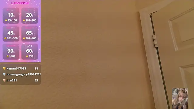 Blondiewithanass online show from October 2025 11:49:02 PM