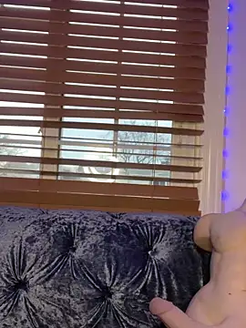 LittleMissEeve online show from February 2025 10:44:02 PM