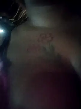 Snapshot of AbellaLizz chatting on November 2025 12:00:02 AM AbellaLizz online show from November 2025 12:00:02 AM