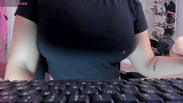 sweetfabianaxl online show from September 2025 07:41:01 PM