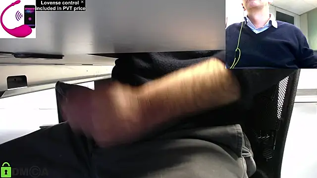 Snapshot of pliko chatting on October 2025 02:07:01 PM pliko online show from October 2025 02:07:01 PM