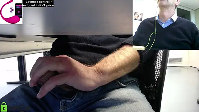 Snapshot of pliko chatting on November 2025 10:03:01 AM pliko online show from November 2025 10:03:01 AM