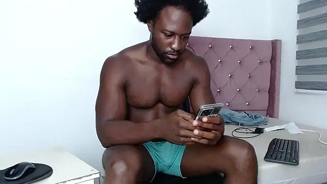 Snapshot of BlackNike chatting on November 2025 12:39:02 PM BlackNike online show from November 2025 12:39:02 PM