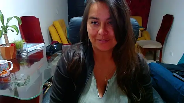 Ixchel Anaid online show from February 2025 02:51:02 AM