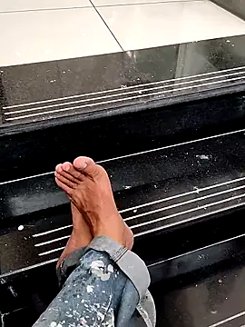 indianSmartboy online show from October 2025 05:44:02 AM