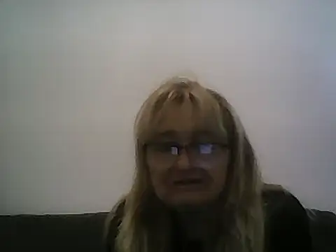 Snapshot of Etasulla_Bulab chatting on December 2024 06:46:02 PM Etasulla Bulab online show from December 2024 06:46:02 PM