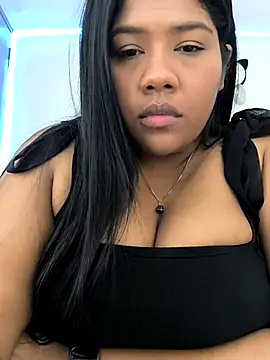 paola091 online show from February 2025 08:33:01 PM