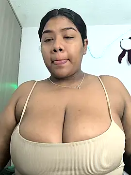 paola091 online show from October 2025 12:14:02 PM