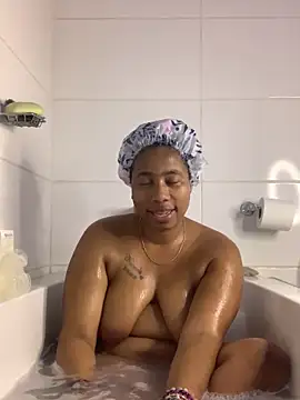 Snapshot of CurvyDesire1 chatting on September 2025 10:56:02 PM CurvyDesire1 online show from September 2025 10:56:02 PM