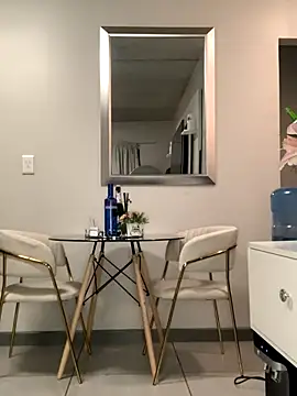 Snapshot of CurvyDesire1 chatting on October 2025 08:20:01 PM CurvyDesire1 online show from October 2025 08:20:01 PM