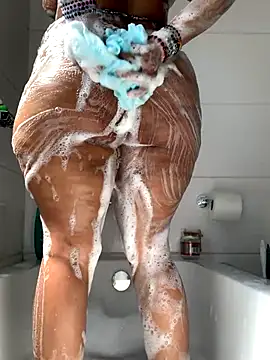 Snapshot of CurvyDesire1 chatting on November 2025 07:54:01 AM CurvyDesire1 online show from November 2025 07:54:01 AM