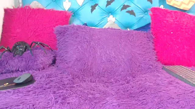 SARAWILLS online show from October 2025 02:40:02 PM