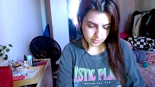 chelbyy online show from October 2025 07:14:02 PM