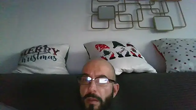 1977Emilio online show from December 2024 04:46:02 PM