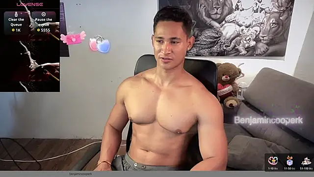 BenjaminCooperk online show from October 2025 07:53:02 PM