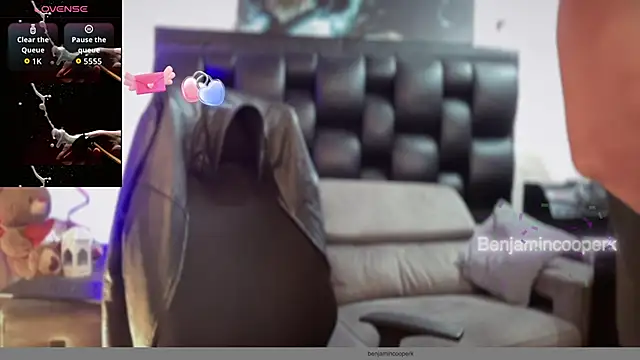 BenjaminCooperk online show from November 2025 10:12:01 PM