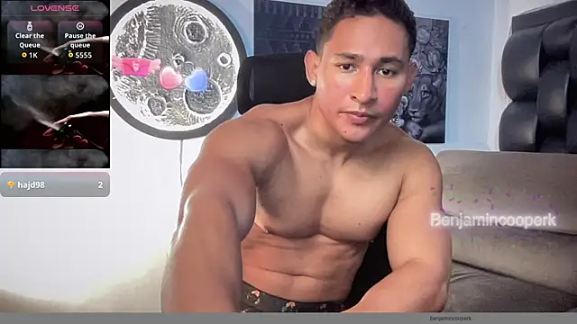 BenjaminCooperk online show from November 2025 07:37:01 PM