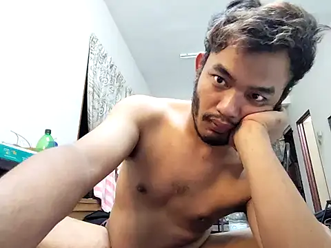 Snapshot of eizy2310 chatting on December 2024 07:54:01 PM eizy2310 online show from December 2024 07:54:01 PM