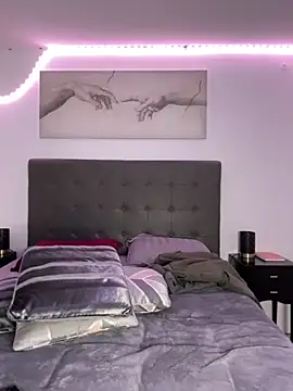 Snapshot of Clara-xoxo chatting on October 2025 03:27:01 PM Clara-xoxo online show from October 2025 03:27:01 PM