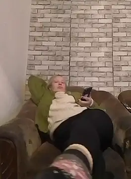 Snapshot of Cerd_Ayaz chatting on October 2025 04:50:01 PM Cerd Ayaz online show from October 2025 04:50:01 PM