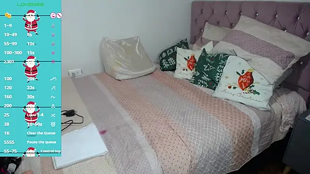 Snapshot of cristin_doll_ chatting on December 2024 08:56:01 PM cristin doll online show from December 2024 08:56:01 PM