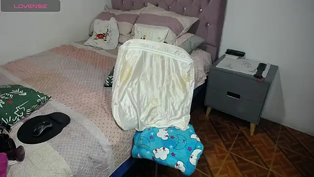 Snapshot of cristin_doll_ chatting on January 2025 07:18:02 PM cristin doll online show from January 2025 07:18:02 PM