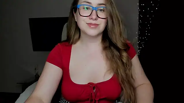 SeasonalSomeone online show from October 2025 09:43:02 PM