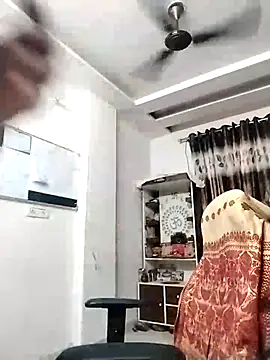 Snapshot of hotindianstud chatting on October 2025 10:40:02 AM hotindianstud online show from October 2025 10:40:02 AM