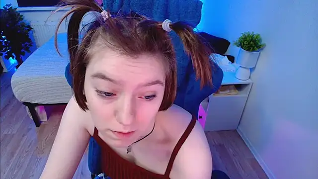 CranberryHot online show from February 2025 08:51:02 PM