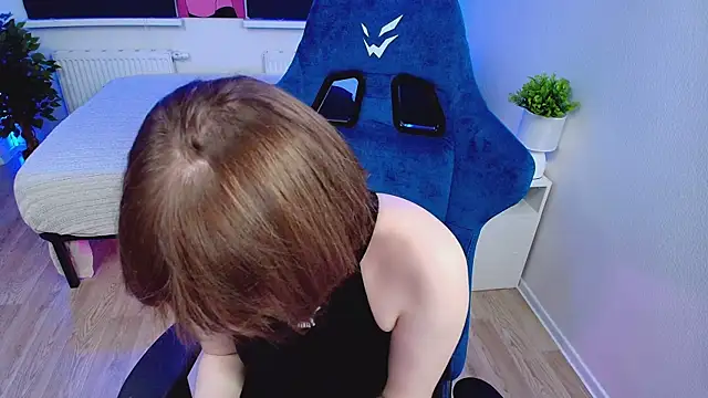 CranberryHot online show from February 2025 12:43:01 AM