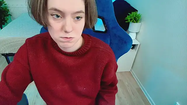 CranberryHot online show from September 2025 10:43:02 PM