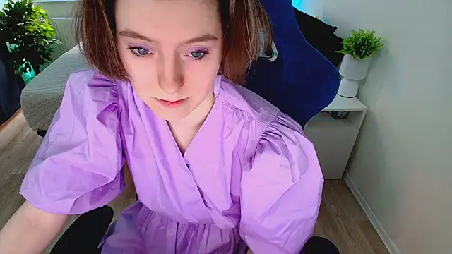 CranberryHot online show from October 2025 07:29:01 AM